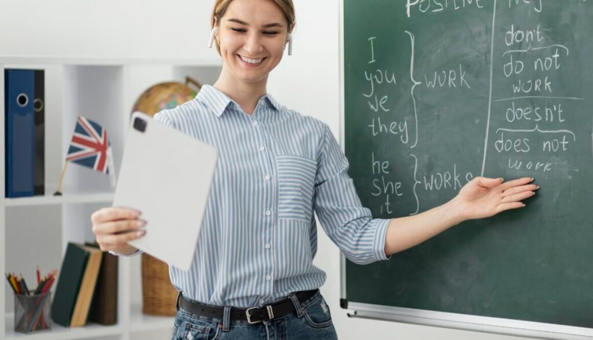 young-woman-teaching-students-english-class-online